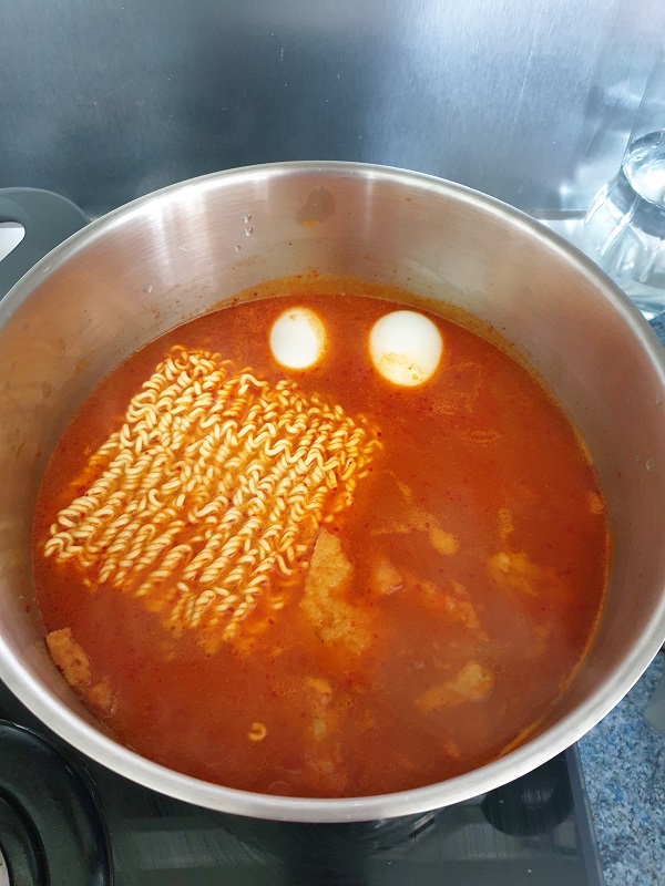 recette coreenne tteokbokki epice pate de gochujang et eomuk